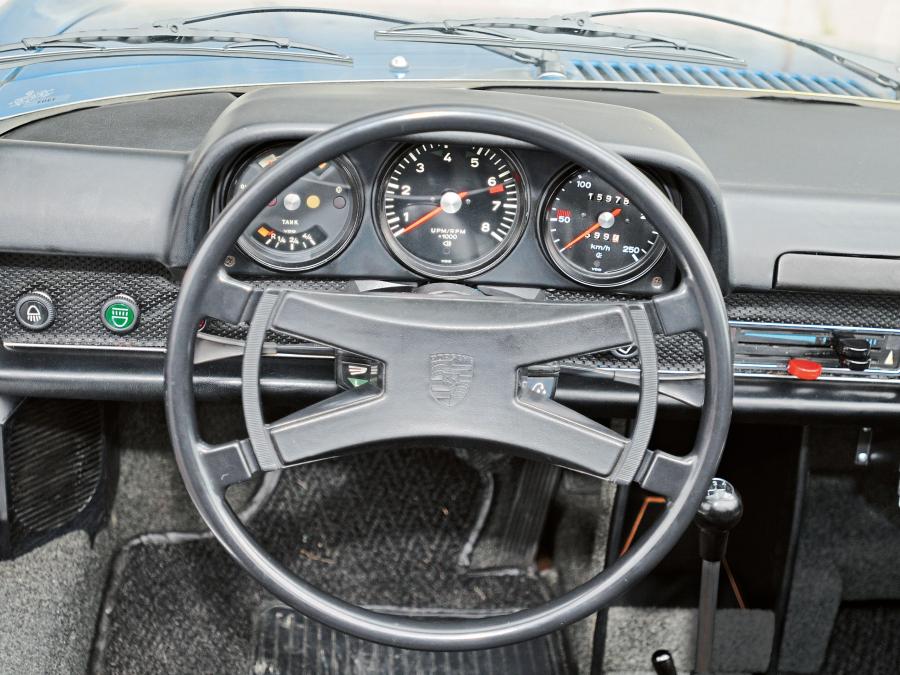 Панель приборов Porsche 914/6 1970 года  (фото 13 из 16)